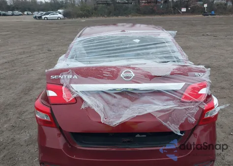 2017 Nissan Sentra S/Sl/Sr/Sv z USA, uszkodzony, nr VIN 3N1AB7AP8HL668861